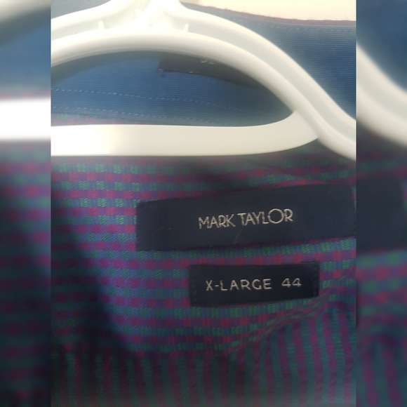 Shirt - XL - Picture 2 of 2